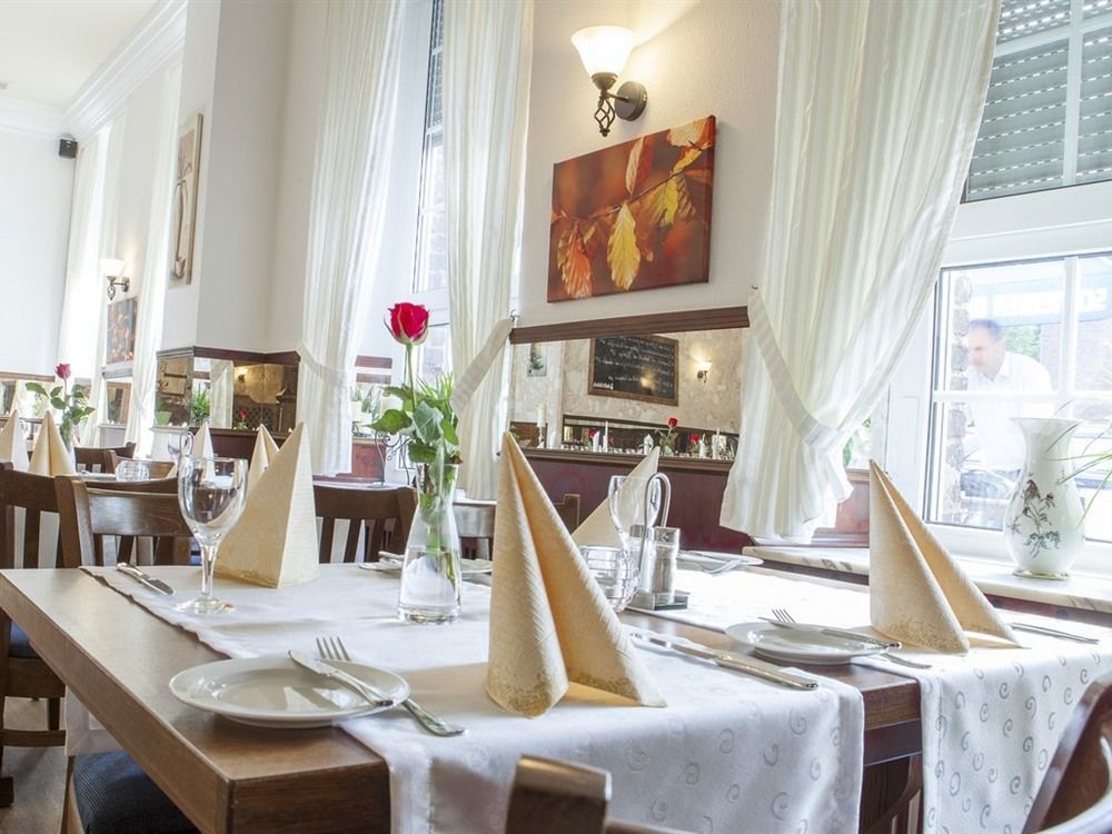 Hotel Schugt Brauweiler Zewnętrze zdjęcie