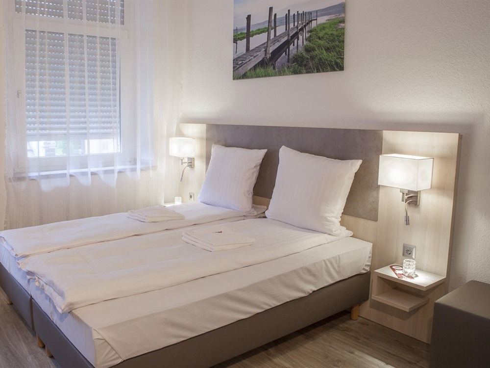 Hotel Schugt Brauweiler Zewnętrze zdjęcie